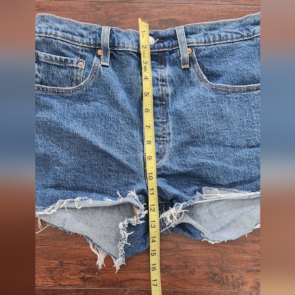 LEVI'S 501 VINTAGE JEANS SHORTS 💙 - Picture 12 of 14